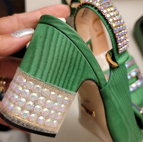 Gucci shoes new size 7.5 - Picture 3 of 4